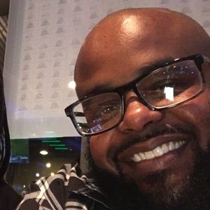 Meet your Posher, Gregory